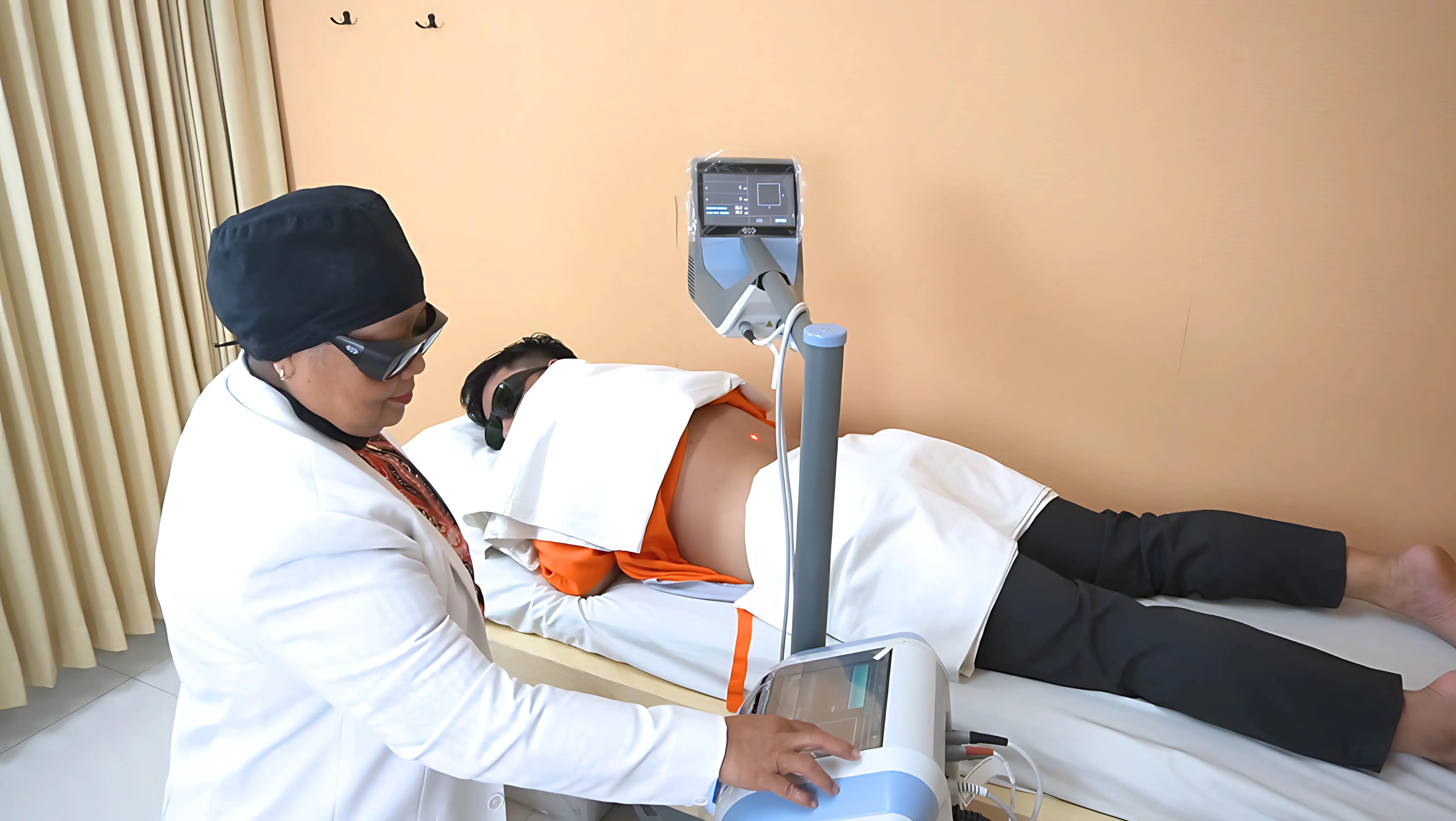 HIGH INTENSITY LASER THERAPY (HILT) – SOLUSI TERAPI UNGGULAN DENGAN PERBAIKAN SAMPAI DI TINGKAT SEL TUBUH